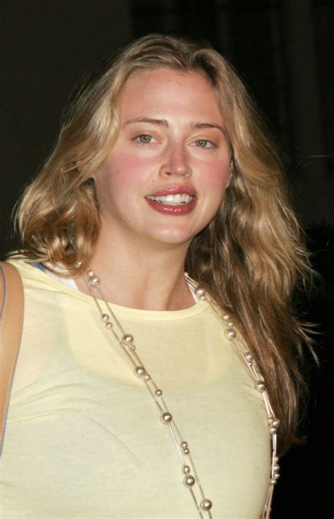 estella warren arrested.